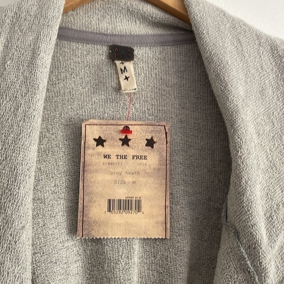 Free people sweatshirt jacket Ruffle Boho Casual Layering Piece Closet Staple - Picture 9 of 9